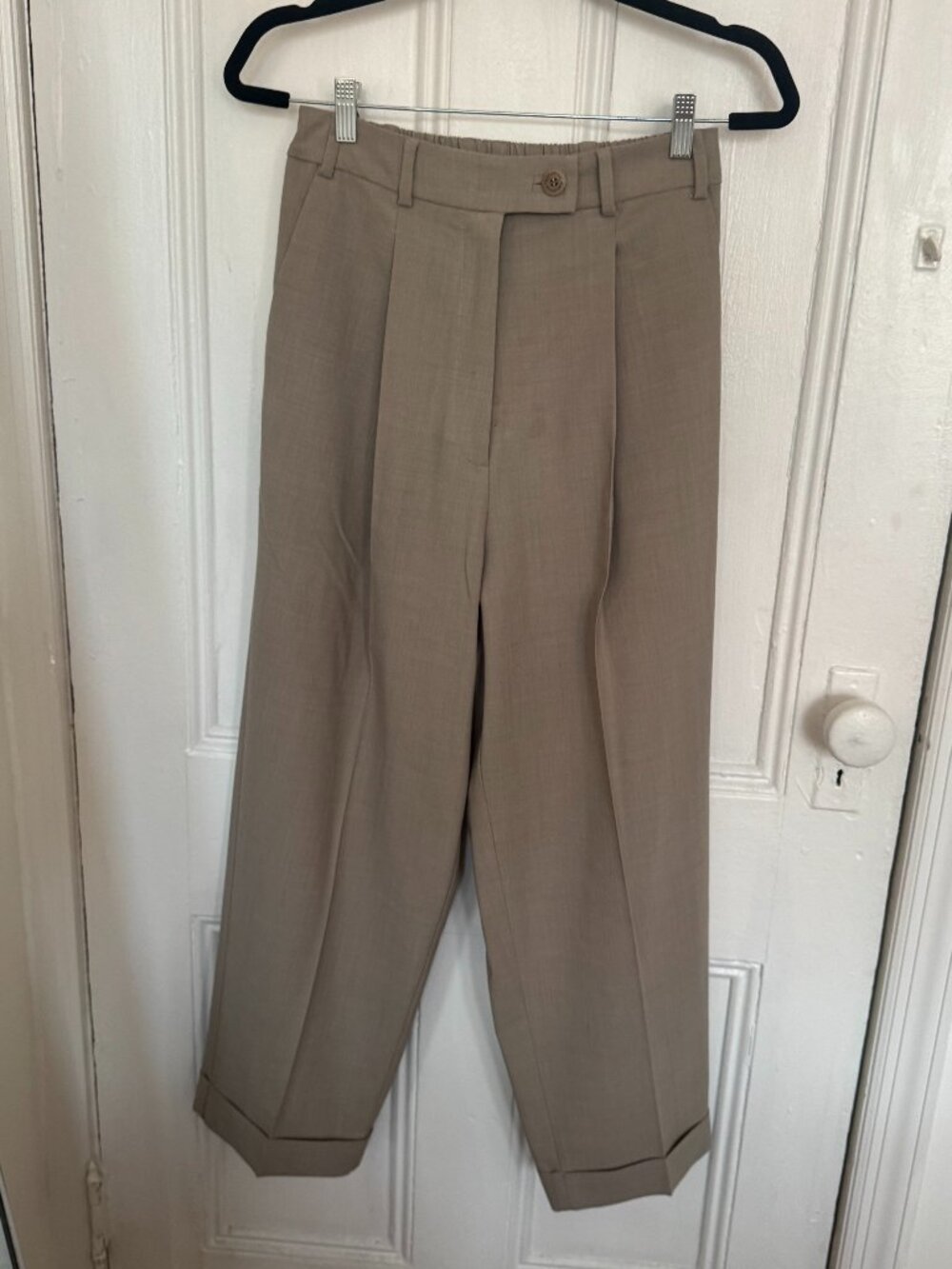 CORDERA tailoring masculine trousers in taupe